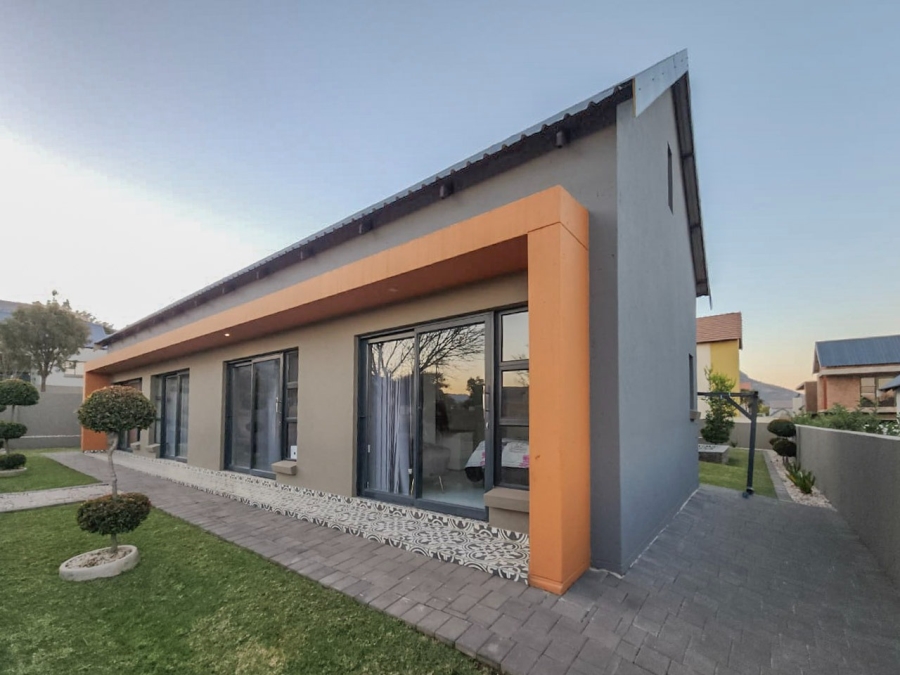 4 Bedroom Property for Sale in Leloko Lifestyle Estate North West